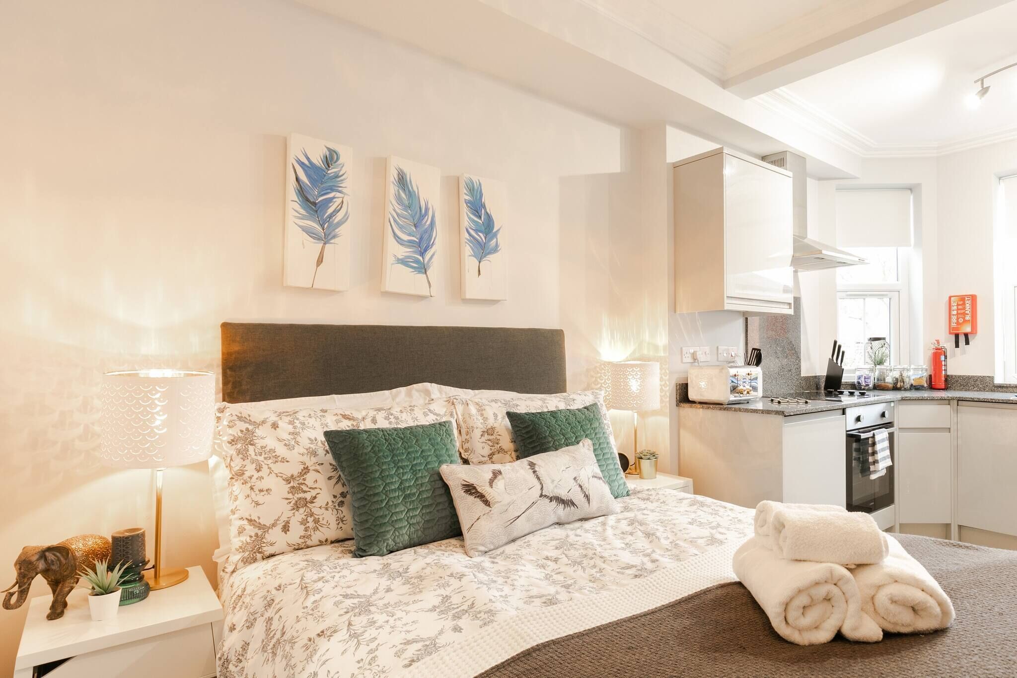 Helena Luxury Serviced Apartment