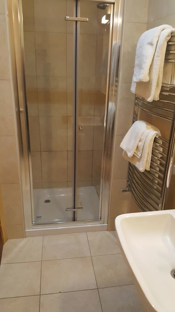 Airport Guest House