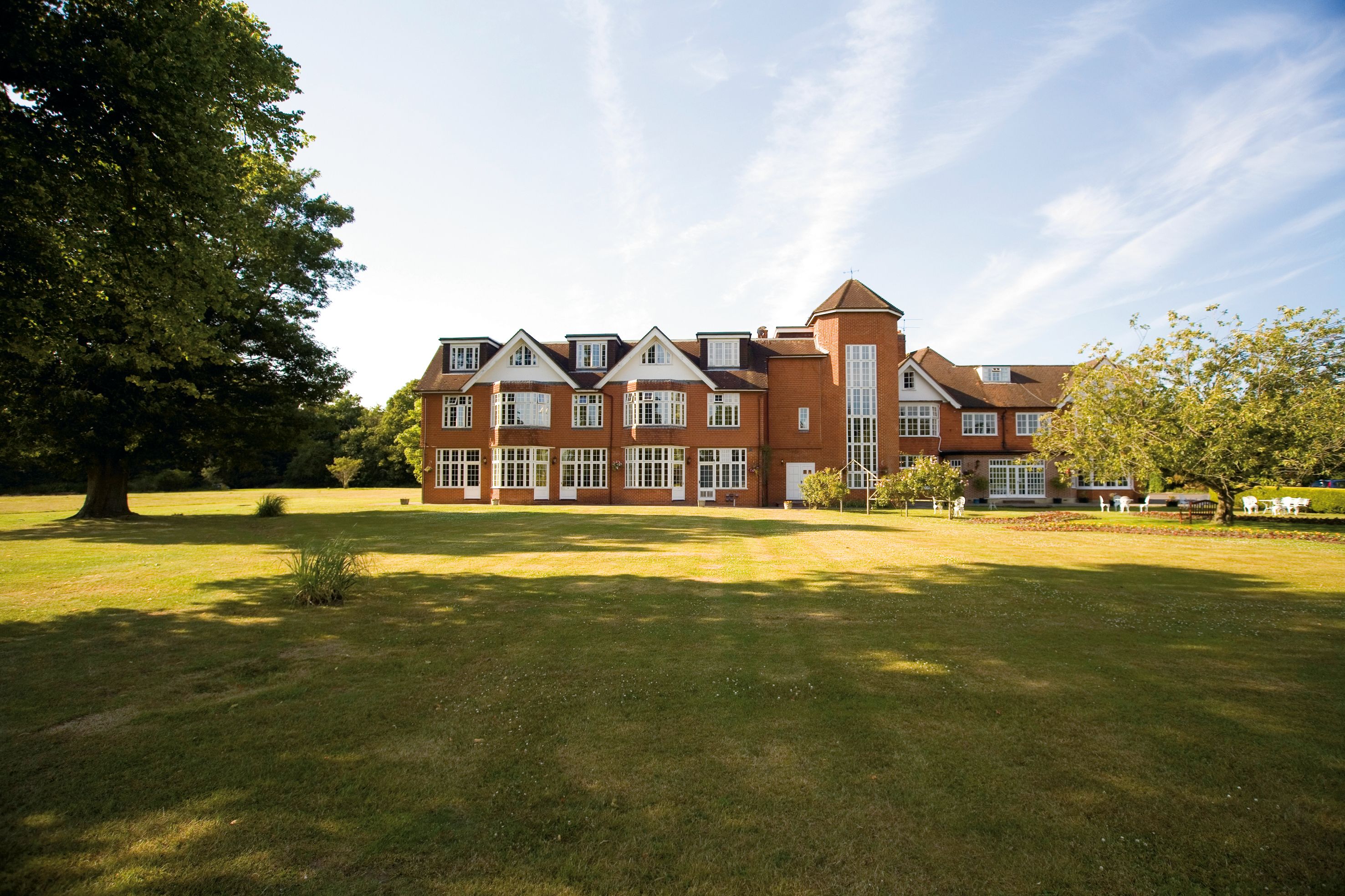 Grovefield House