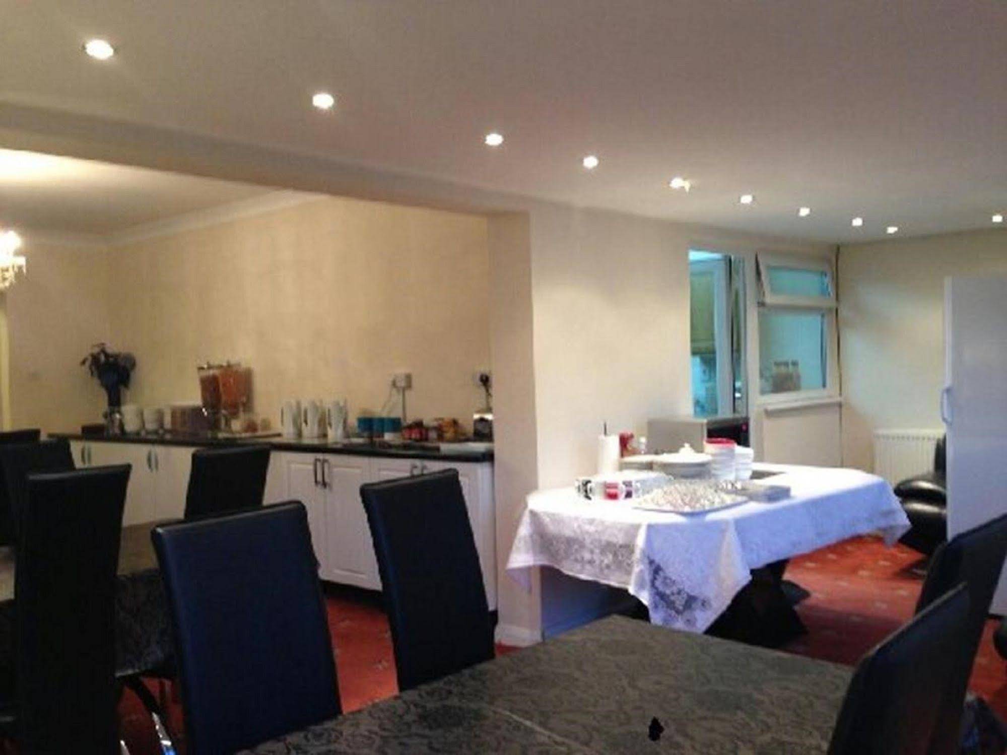 London Heathrow Guest House