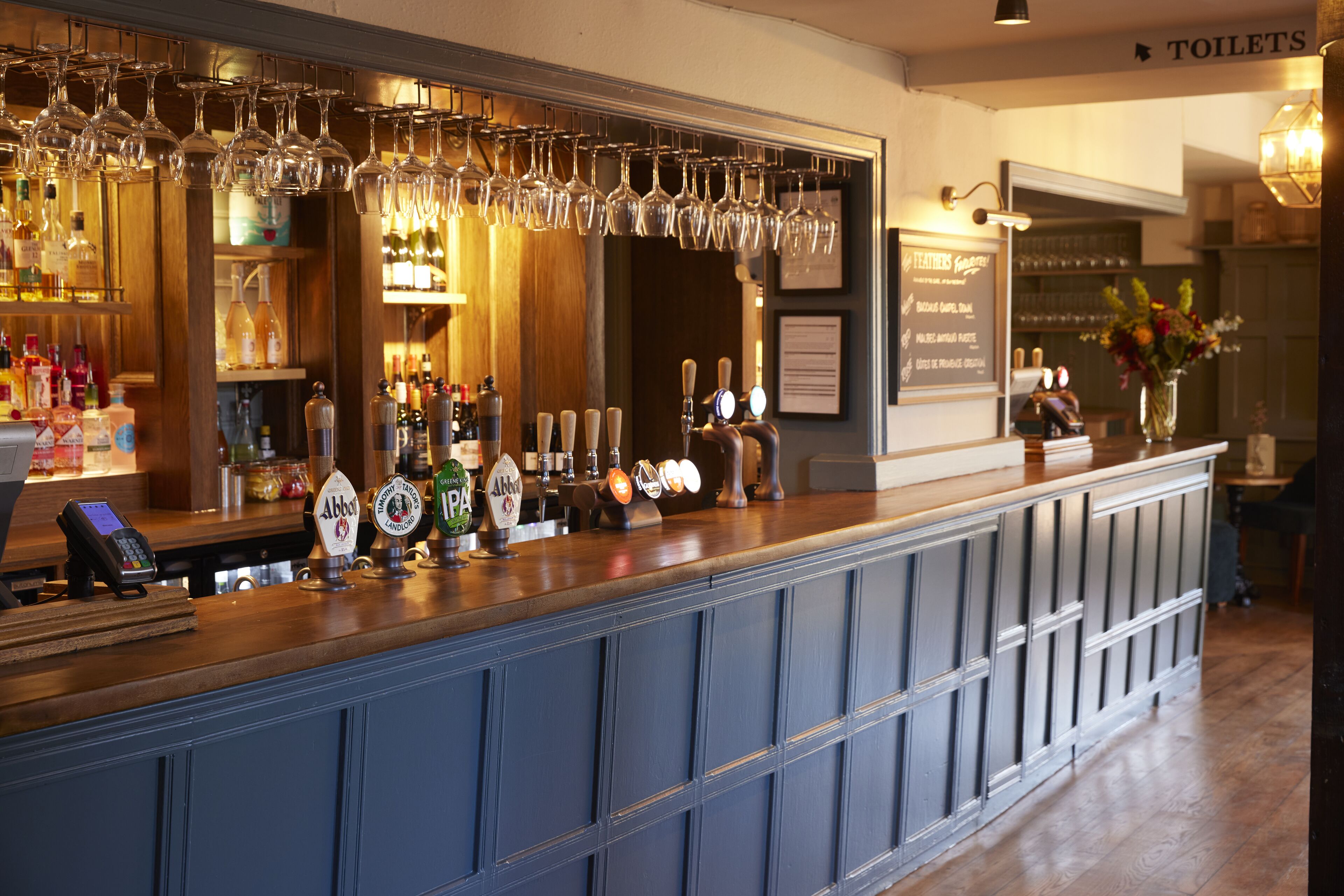 Feathers Inn