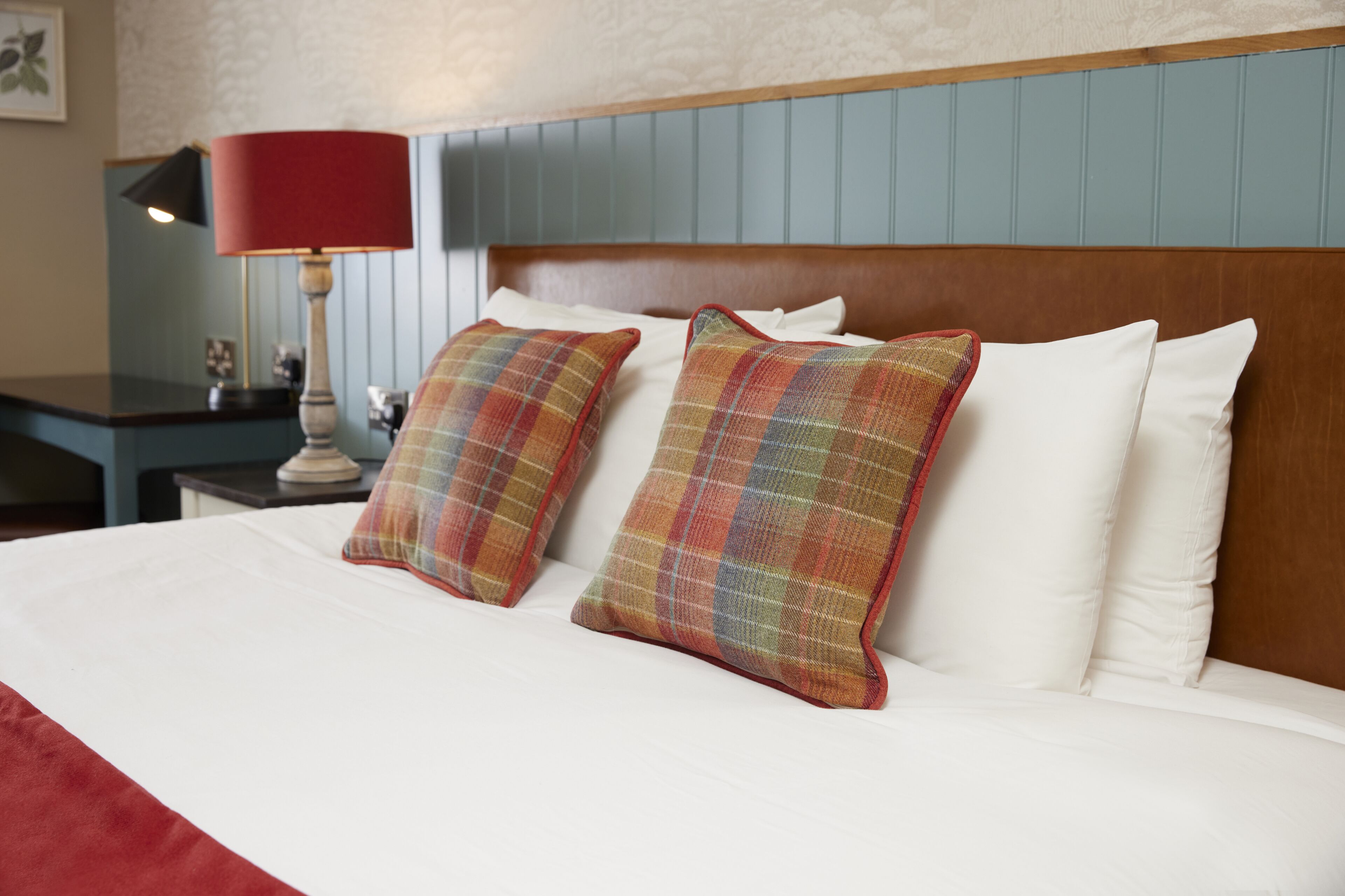 Feathers Inn