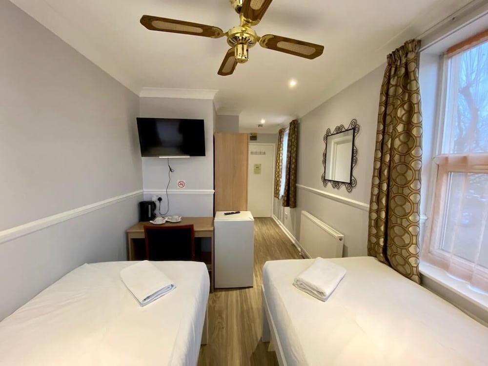 The Commongate Hotel