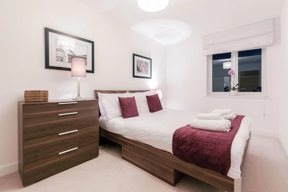 The Hurley by Roomspace Apartments