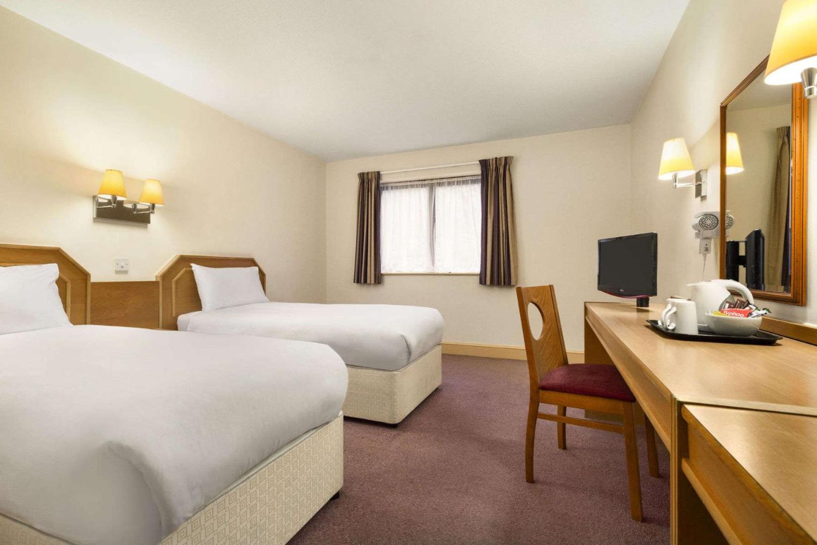 Days Inn by Wyndham Sevenoaks Clacket Lane