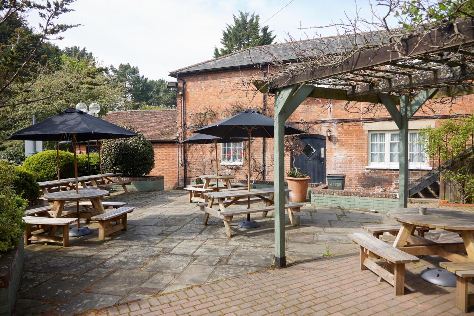 Kings Arms Westerham by Greene King Inns