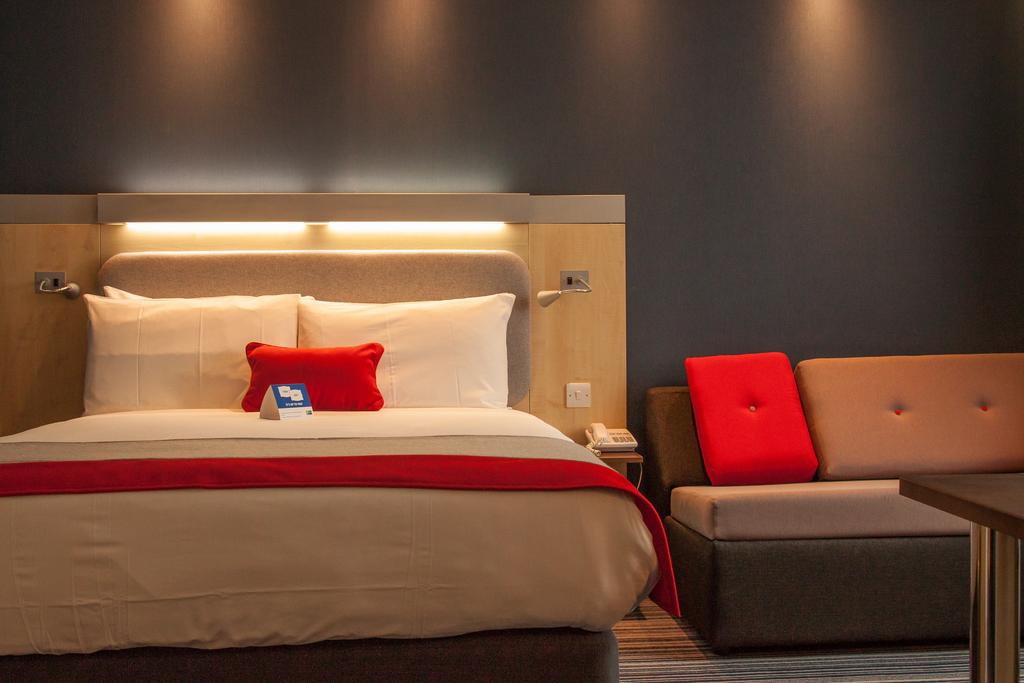 Holiday Inn Express Windsor