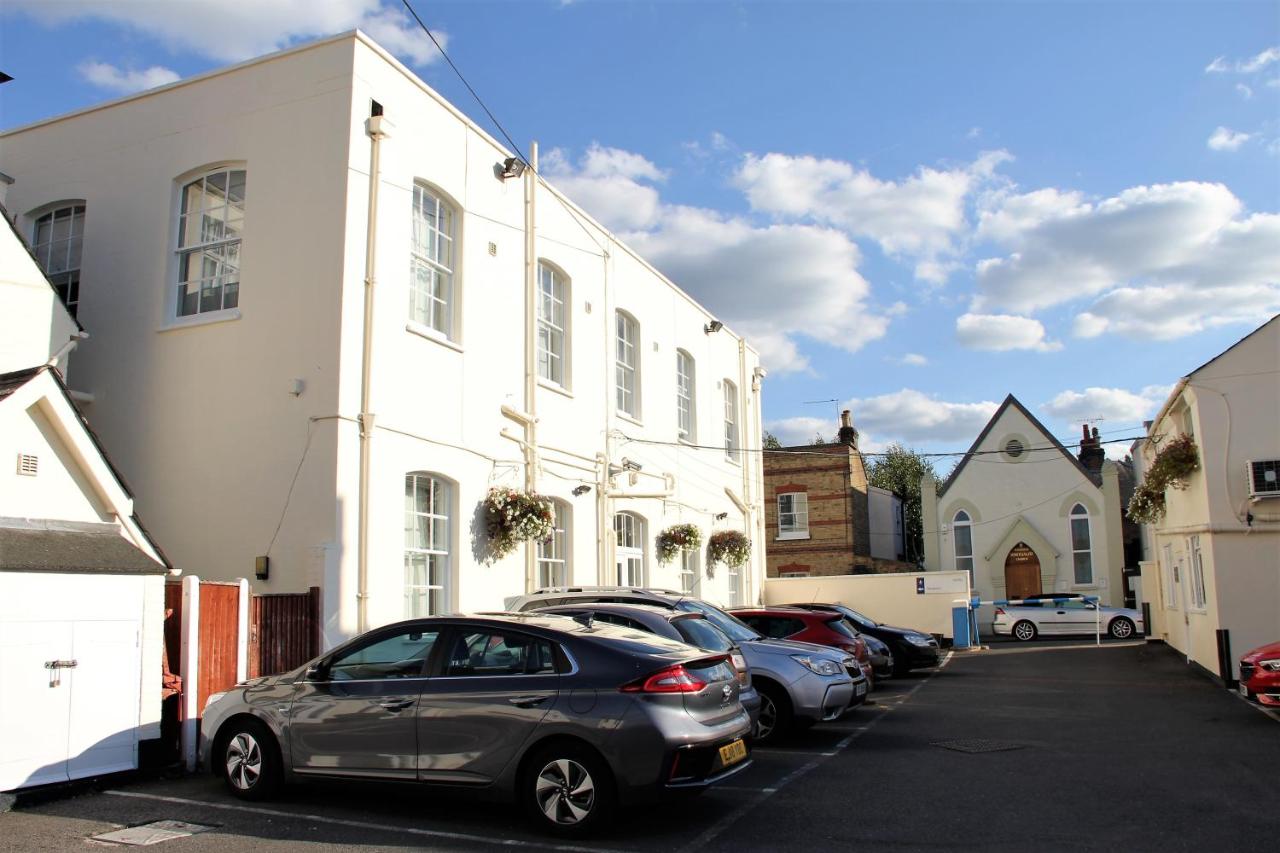 The Royal Adelaide Hotel