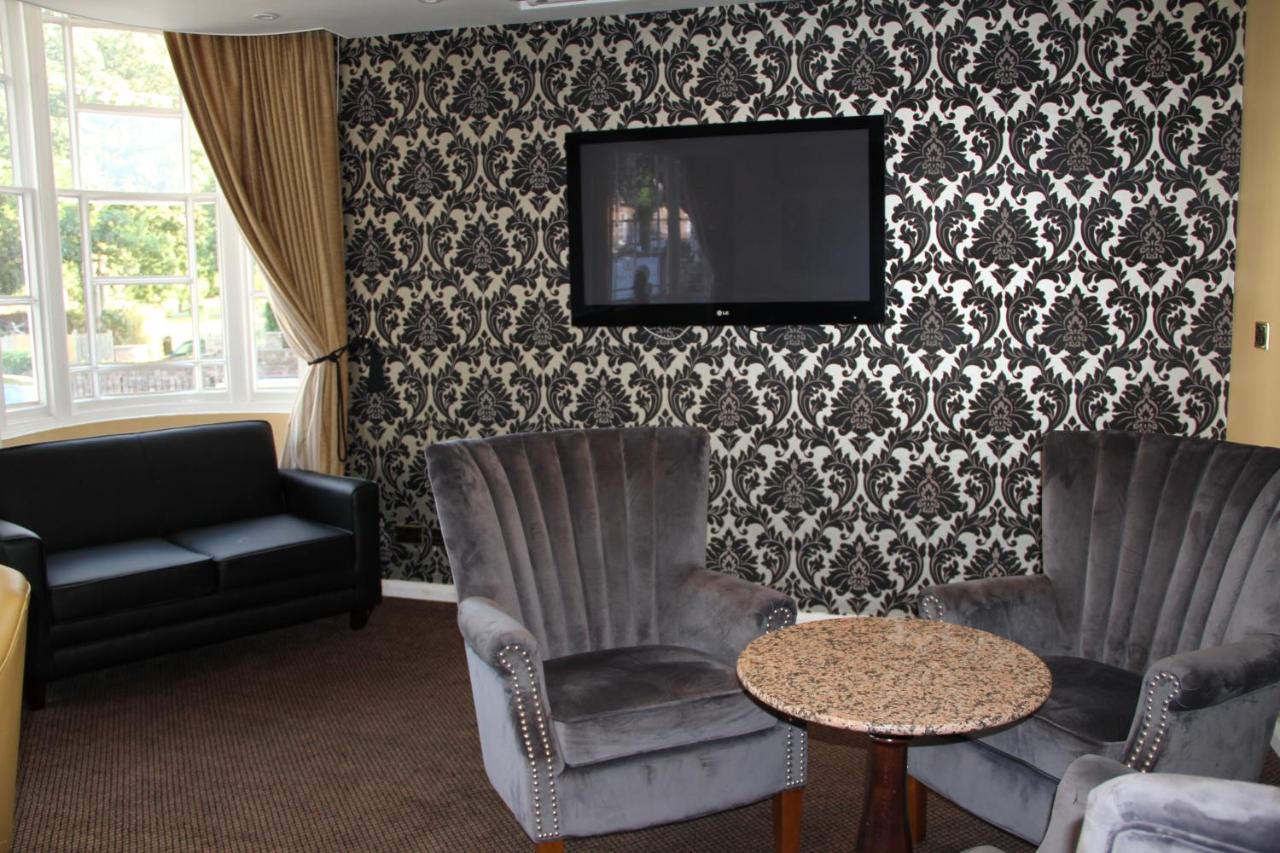 The Royal Adelaide Hotel