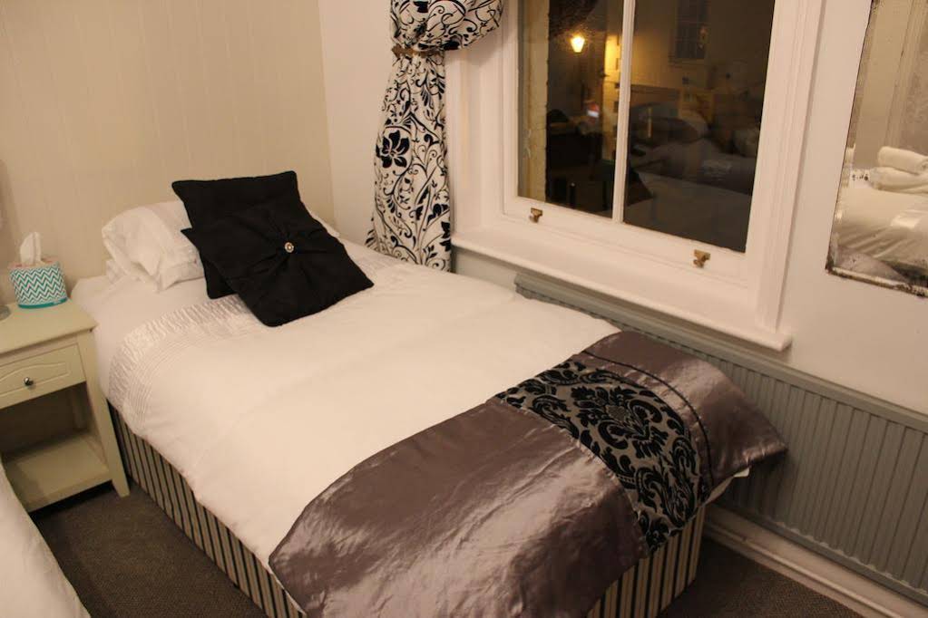 The Market Hotel