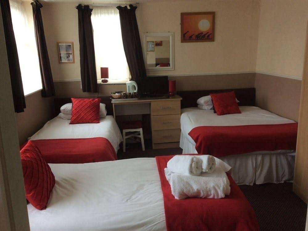 Aberford Hotel
