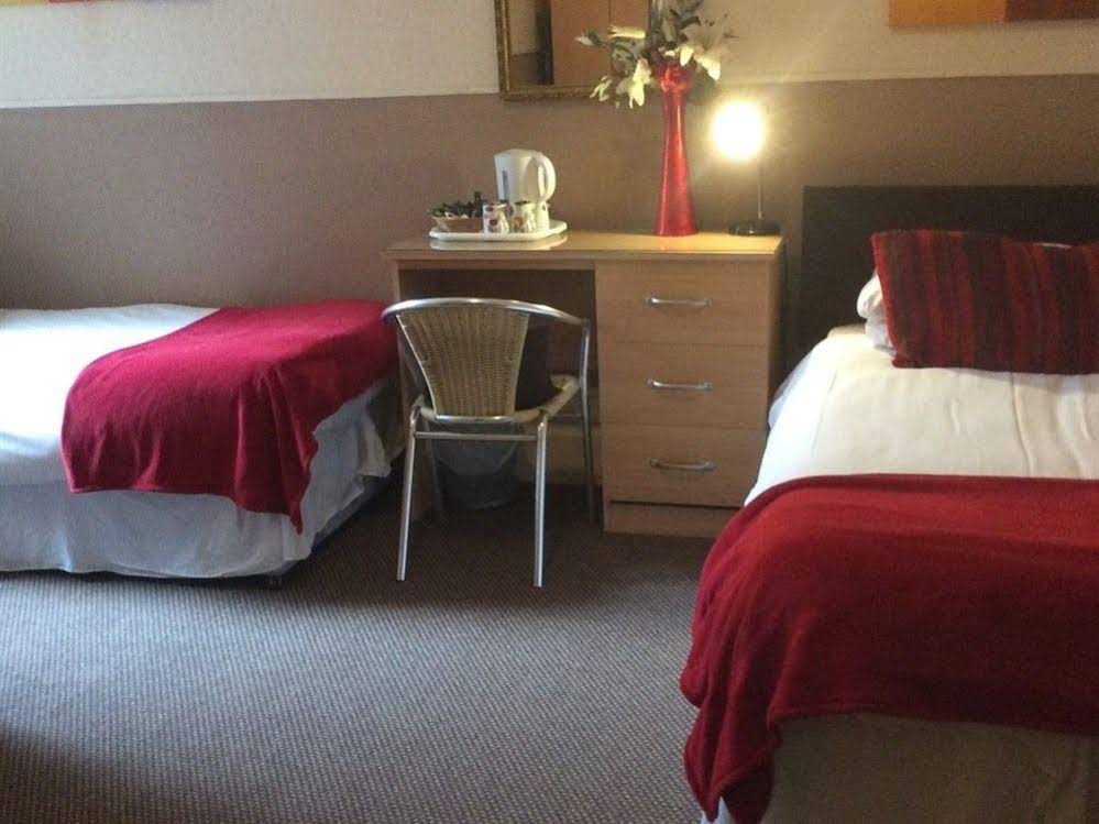 Aberford Hotel