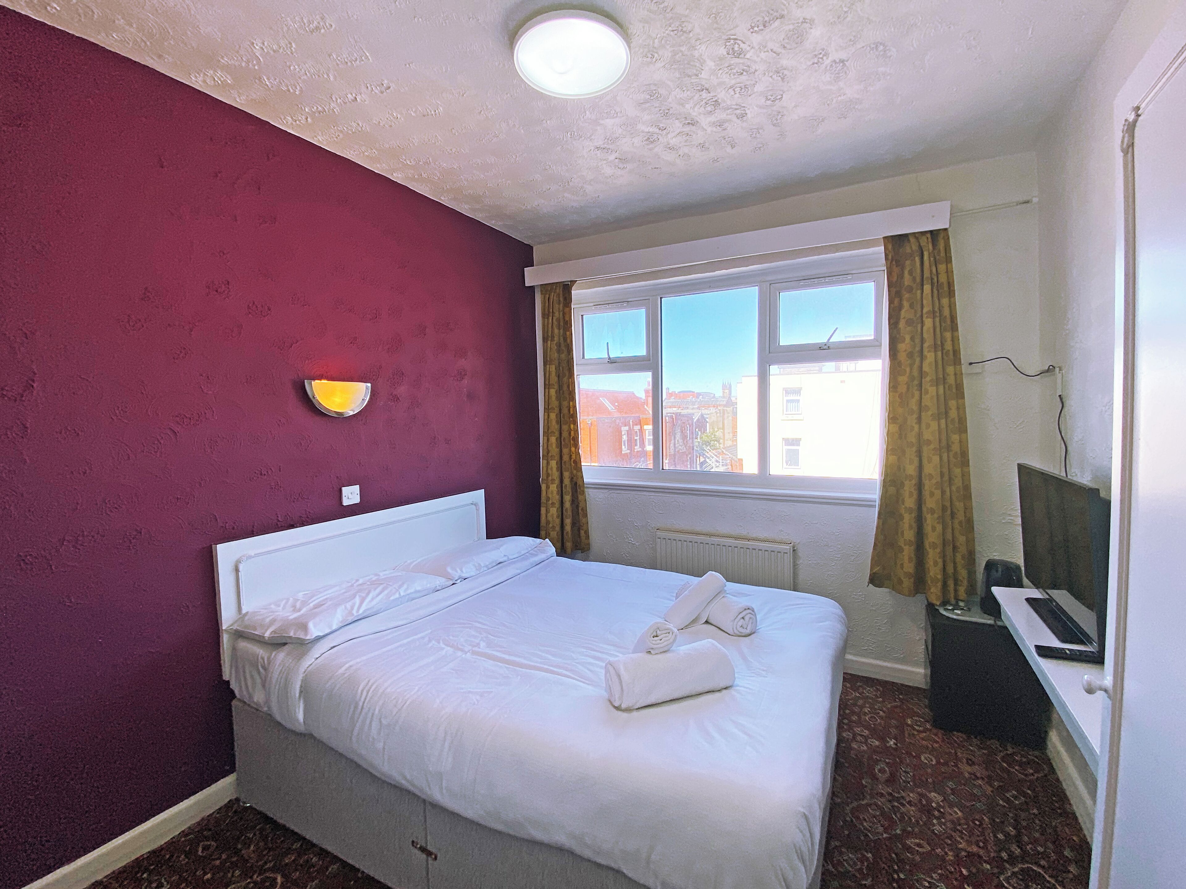 The J & S Hotel