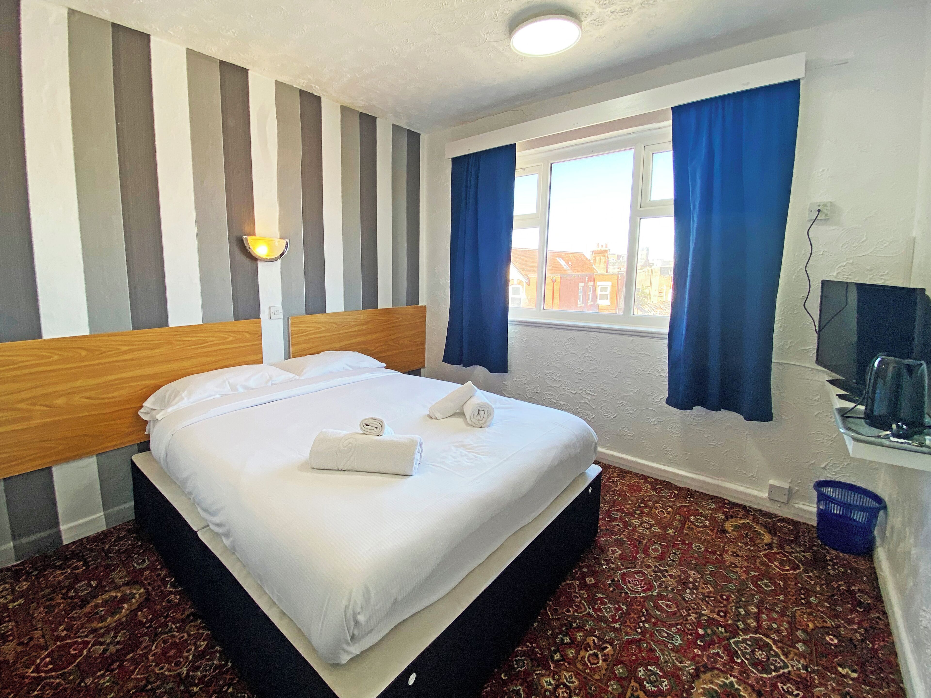 The J & S Hotel