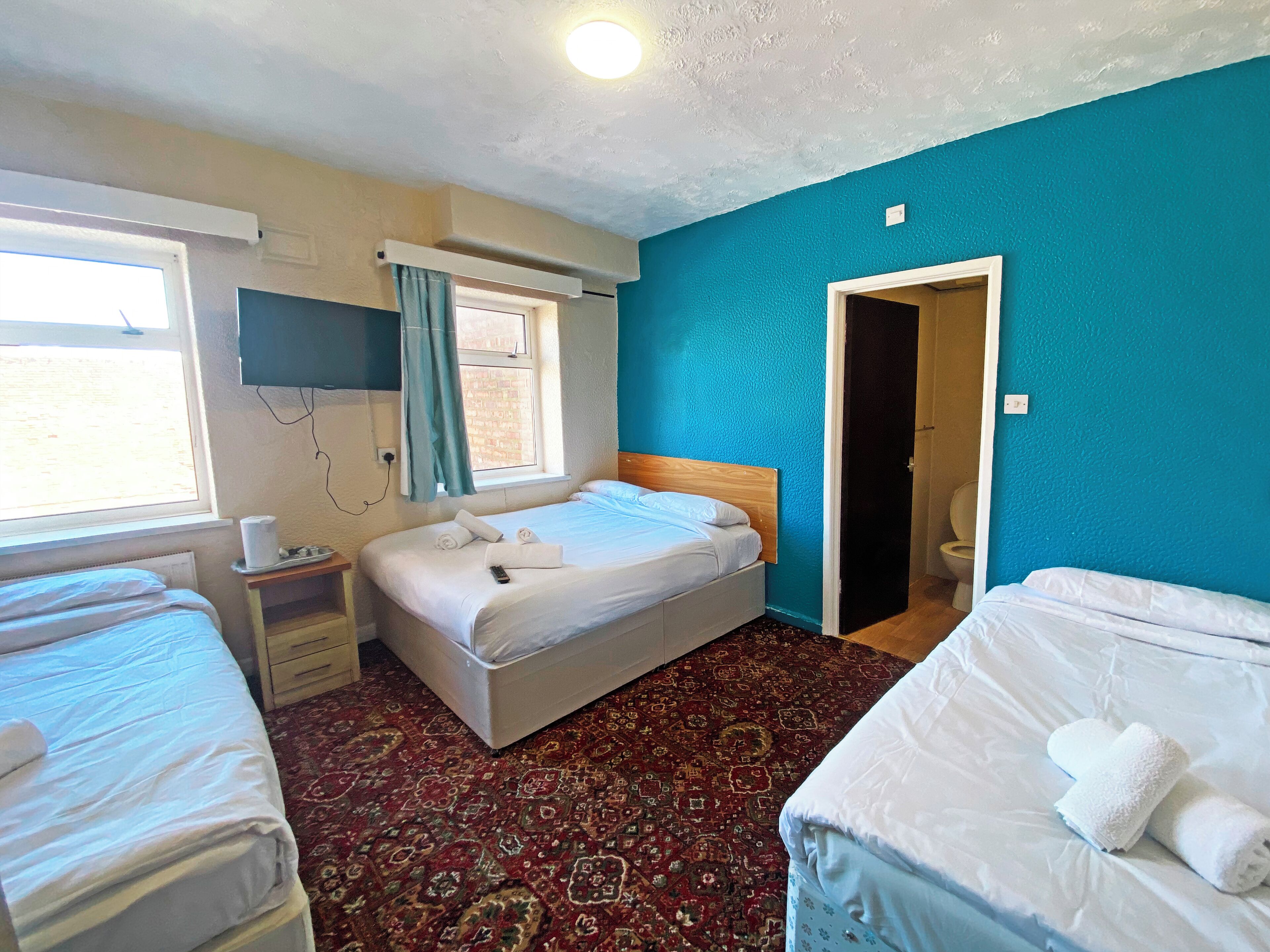 The J & S Hotel