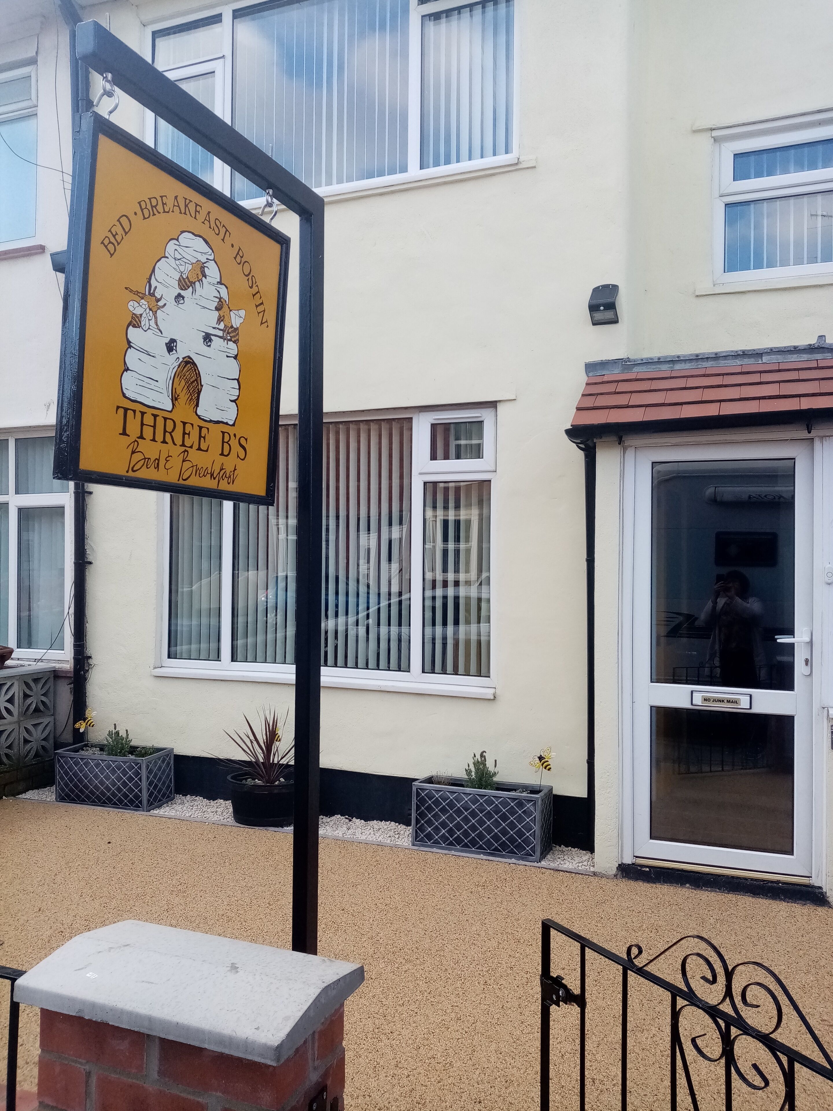 Three B's Rooms Bed & Breakfast In Bridlington