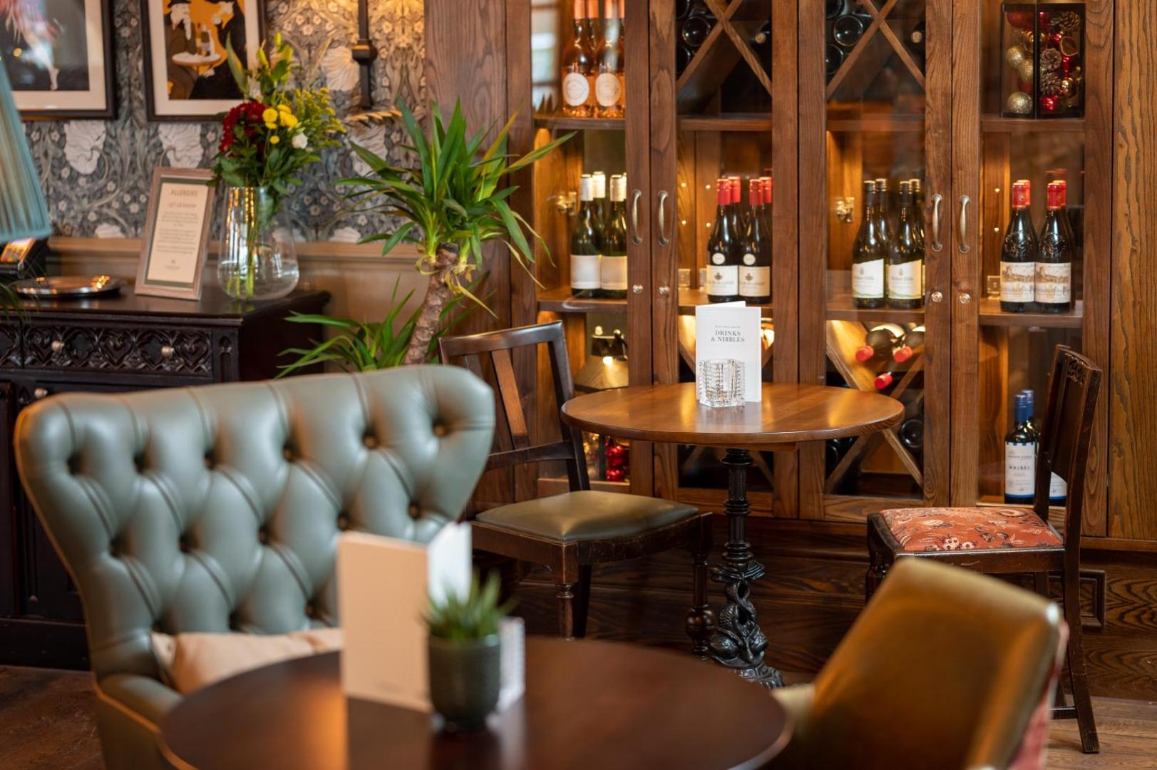 The Riverside Hotel