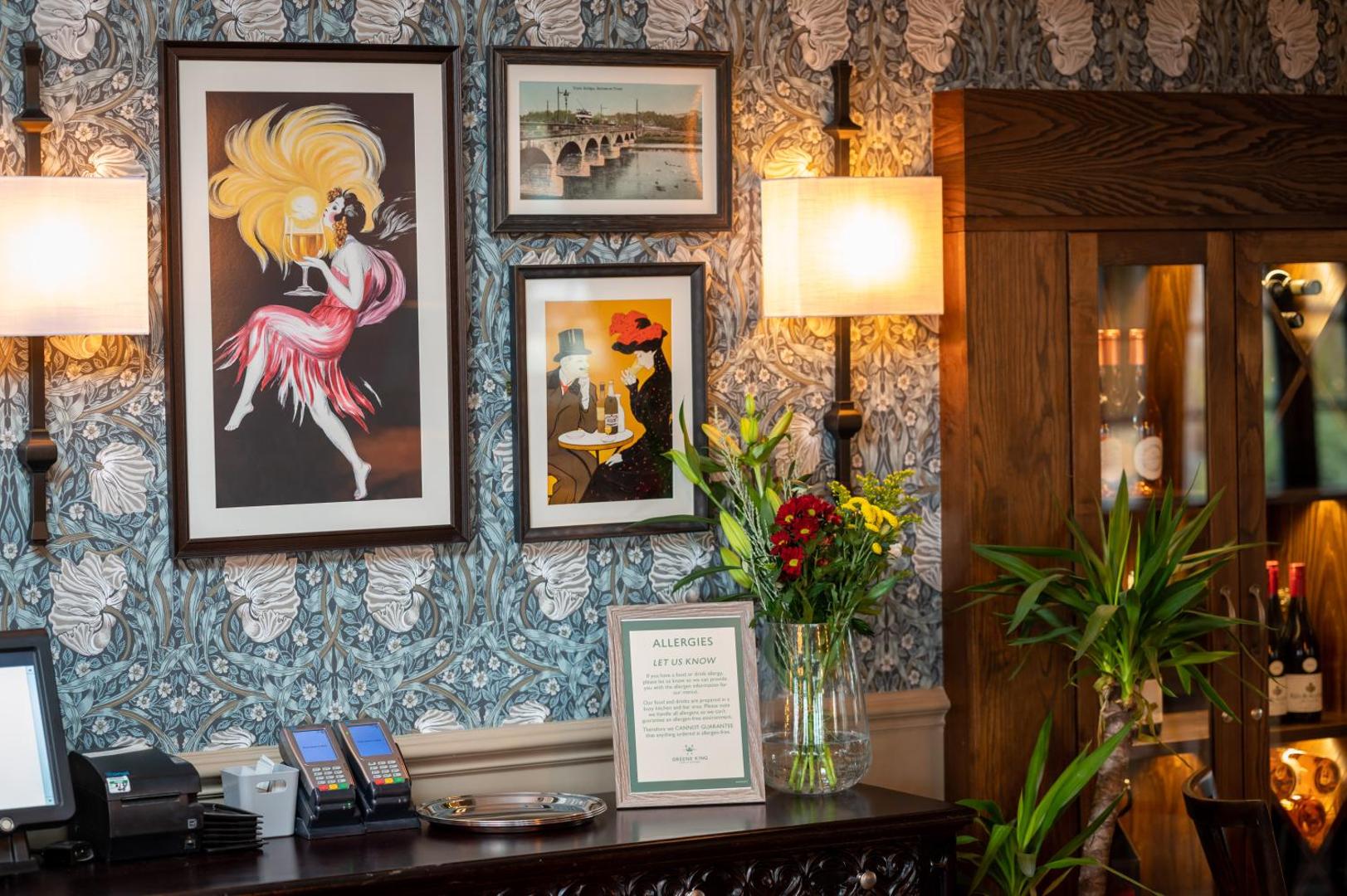 The Riverside Hotel