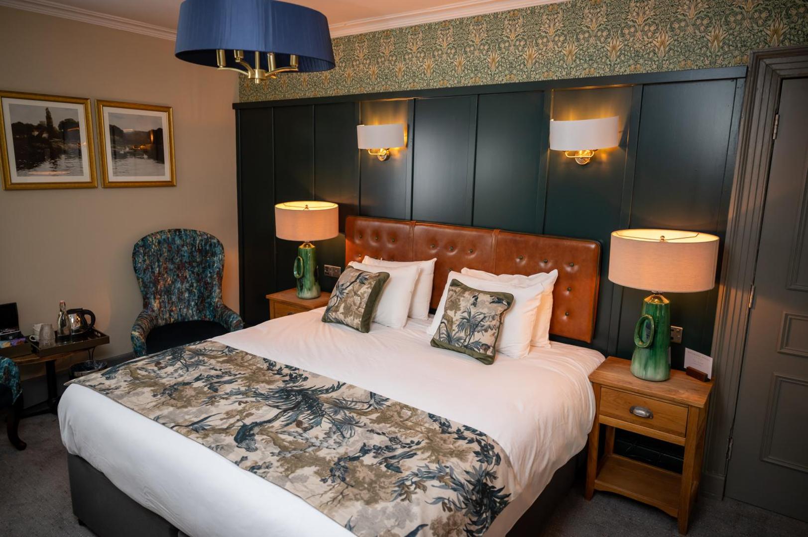 The Riverside Hotel