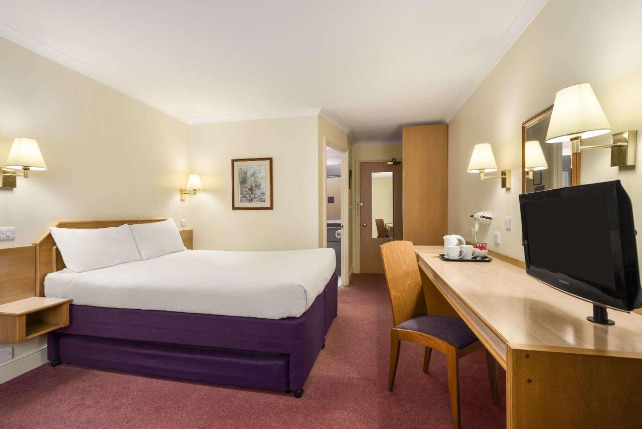 Super 8 by Wyndham Durham