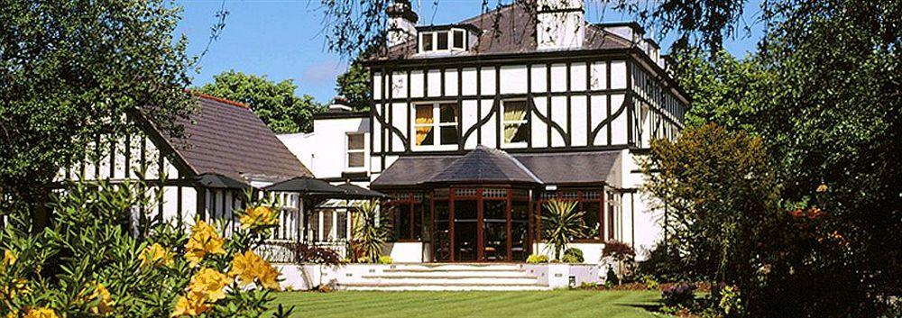 Brook Hall Hotel