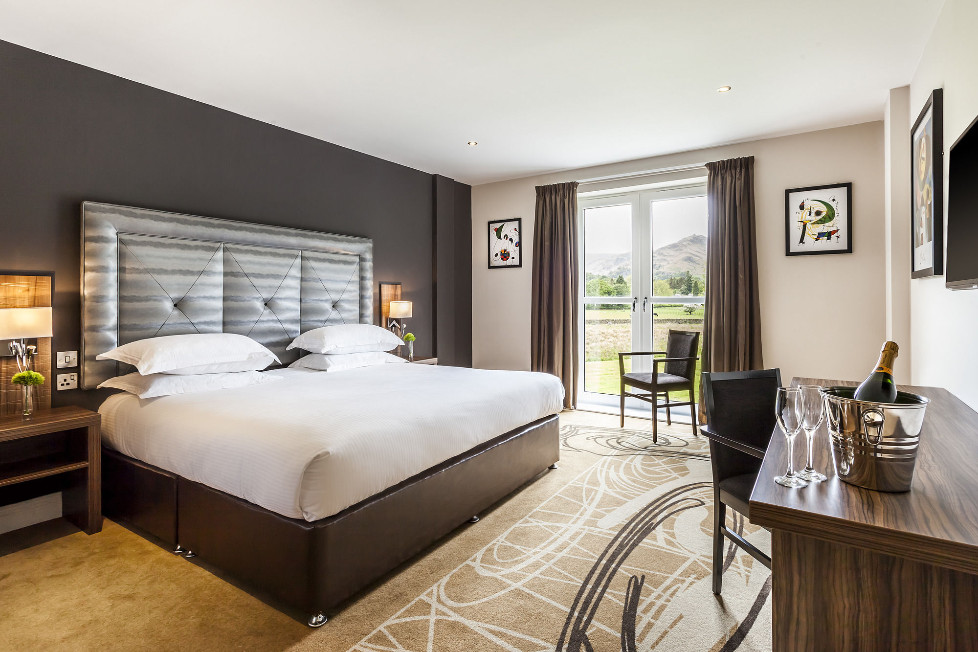 Daffodil Hotel & Spa