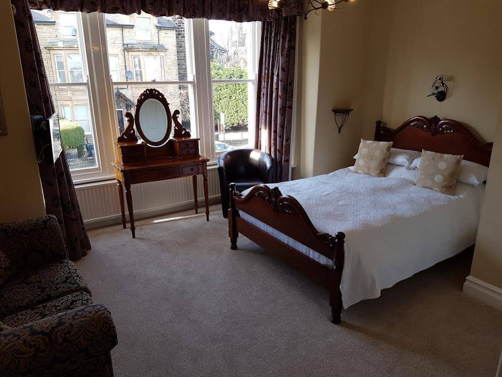 Wynnstay House