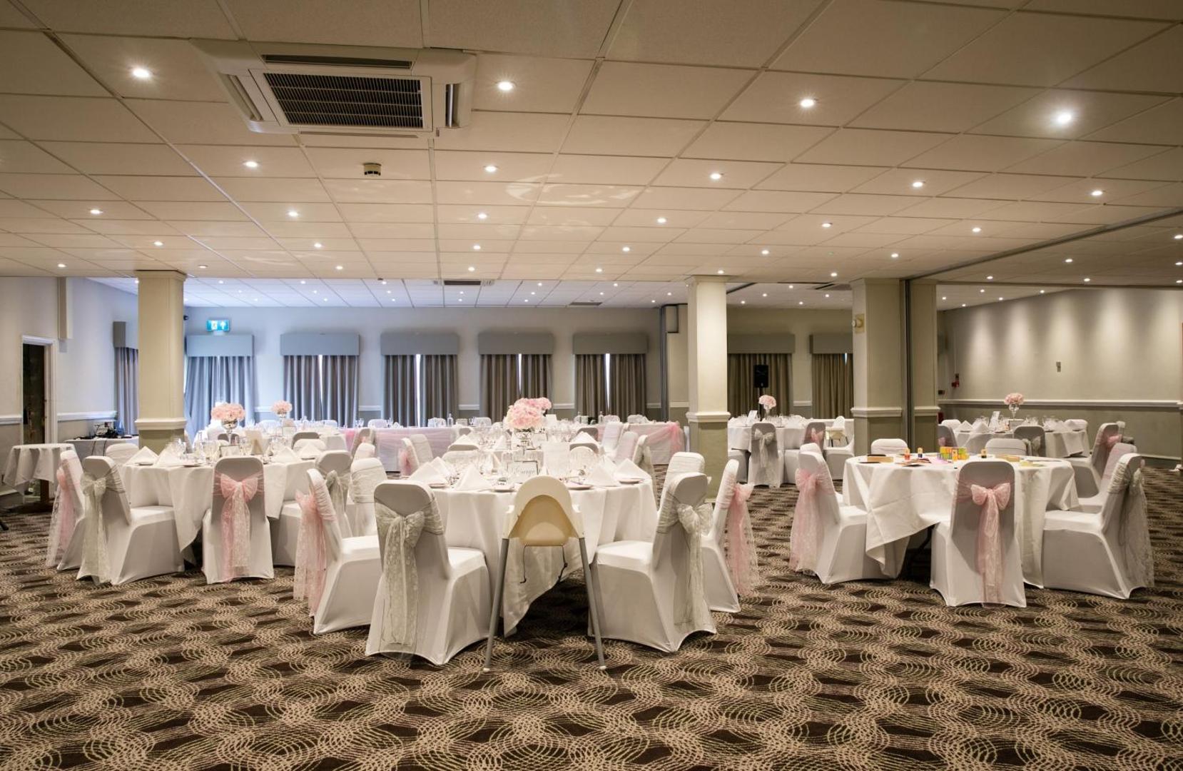 Holiday Inn Leeds - Garforth