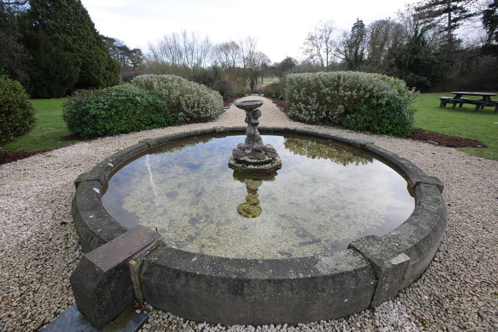 Rothley Court