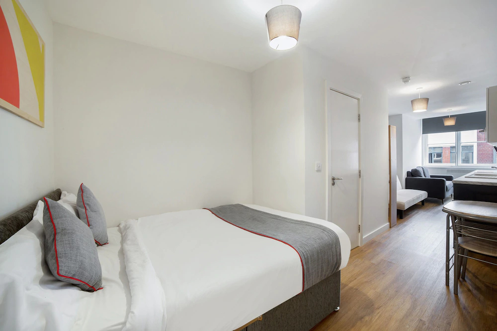 OYO Vincent Apartments