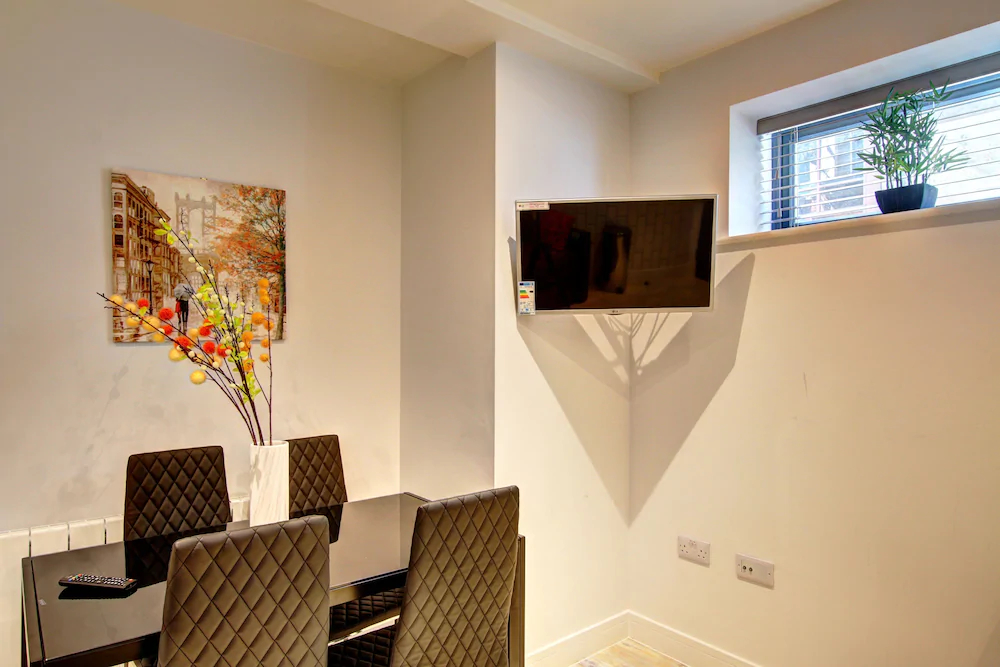 Piccadilly Suites