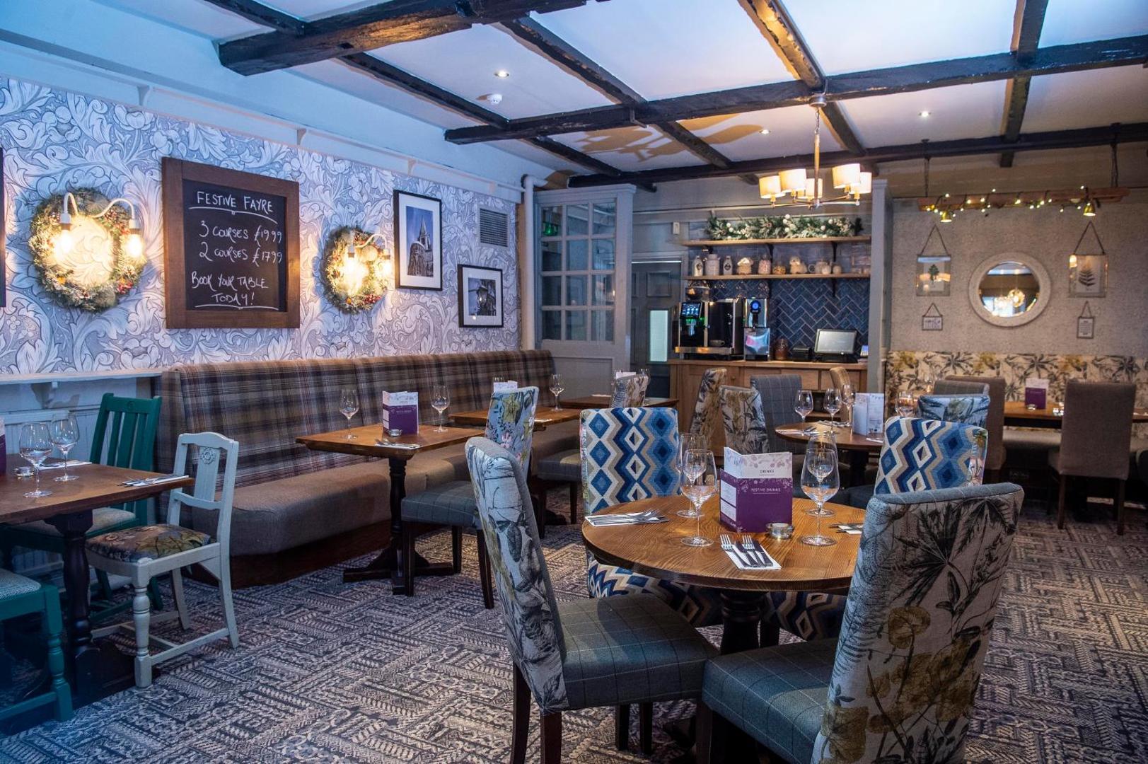Kings Head by Chef & Brewer Collection