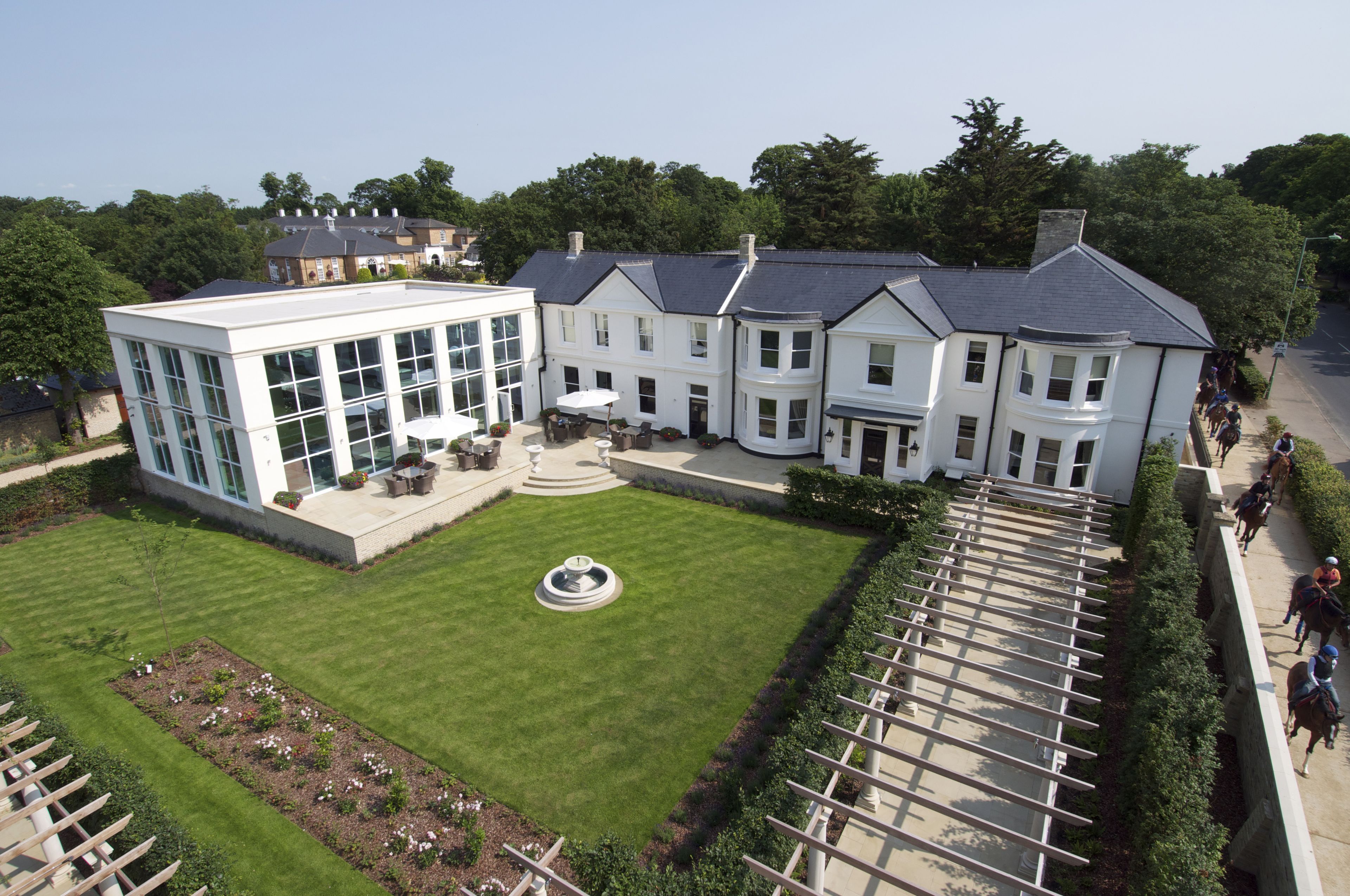 Bedford Lodge Hotel