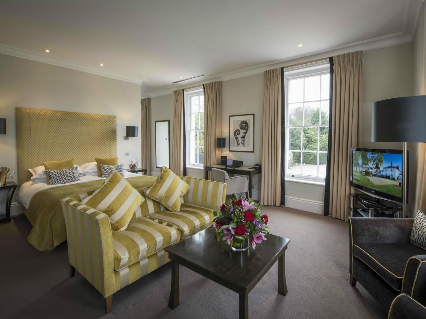 Bedford Lodge Hotel