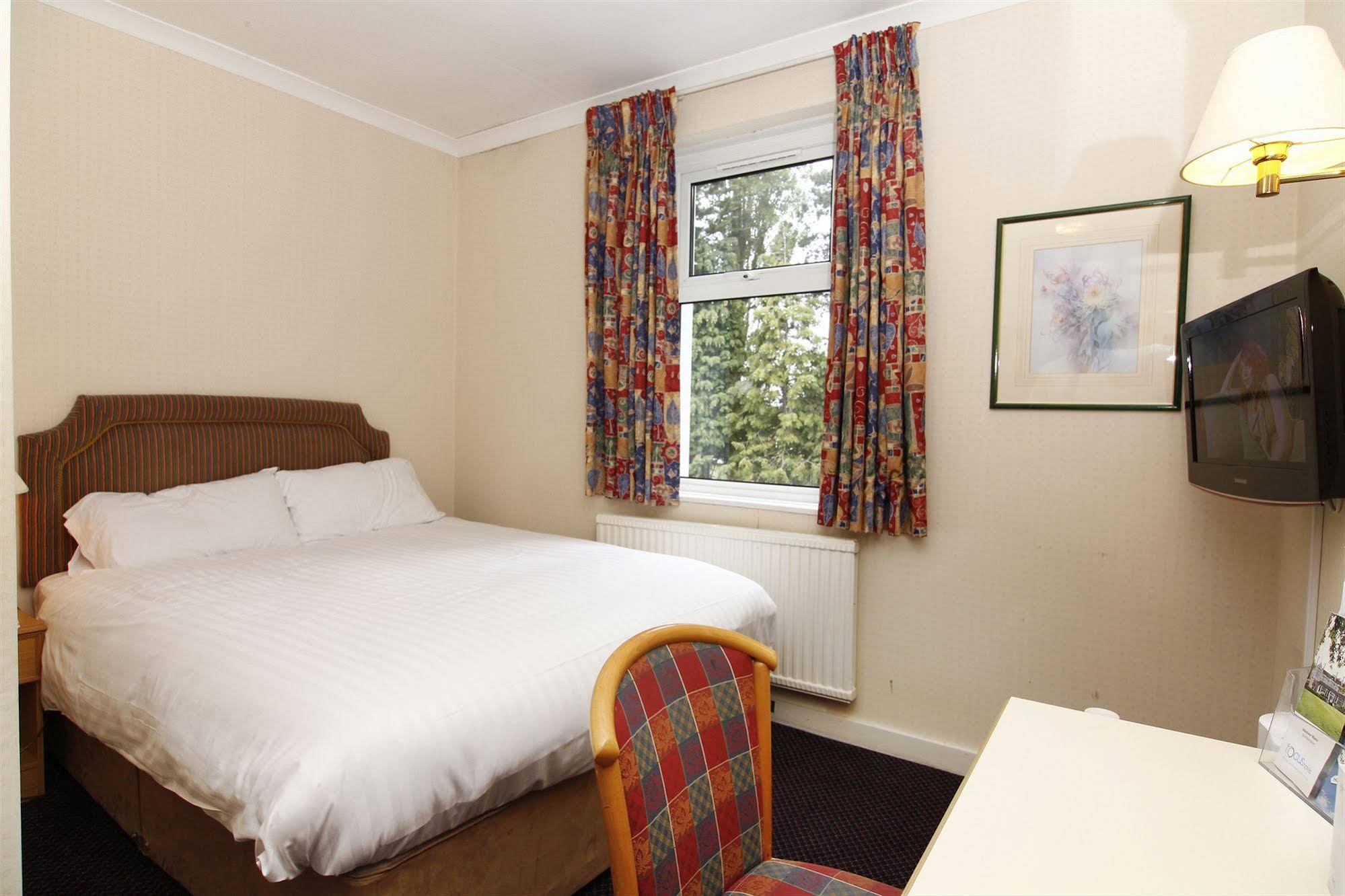Westone Manor Hotel
