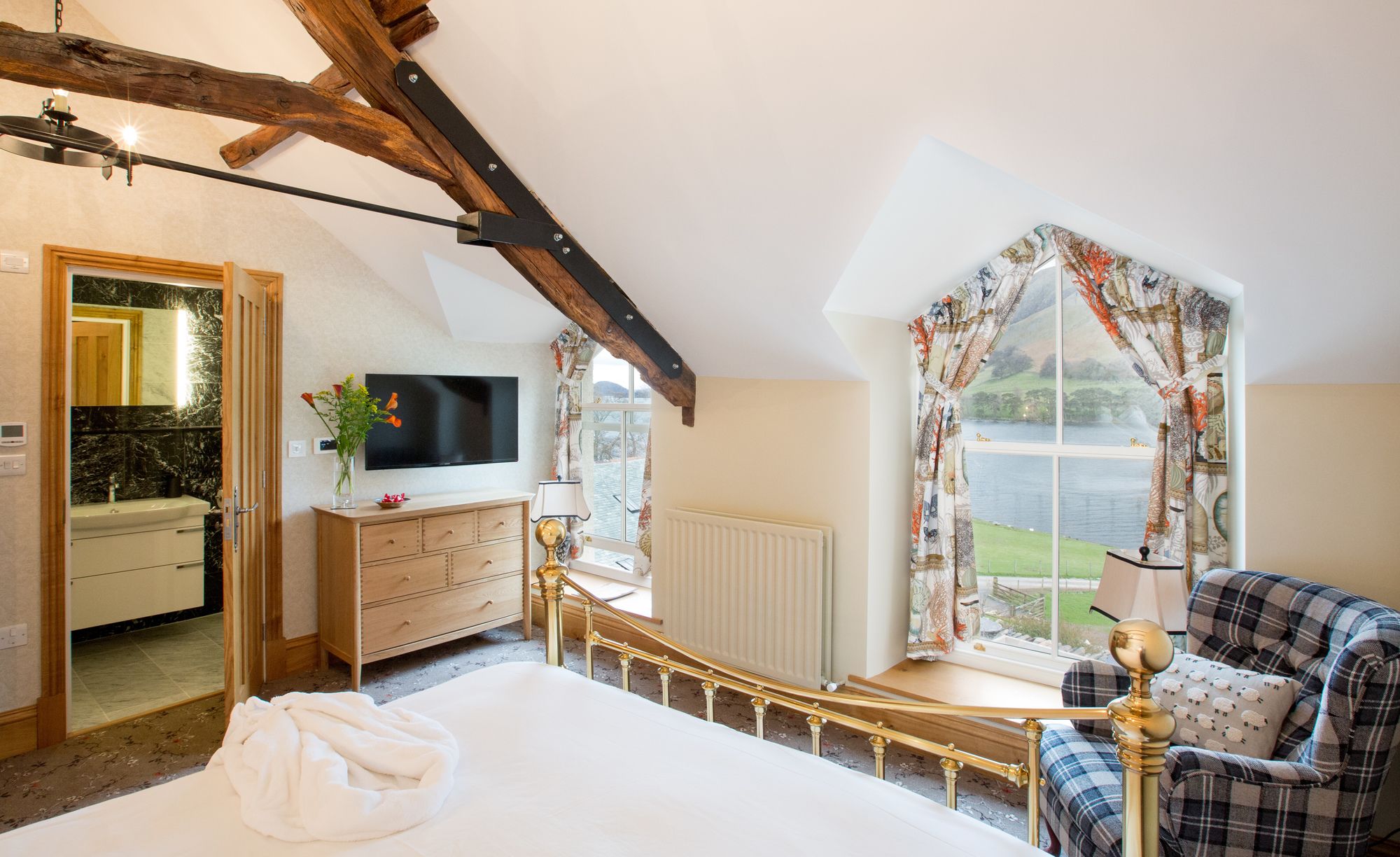 Waternook Lakeside Accommodation