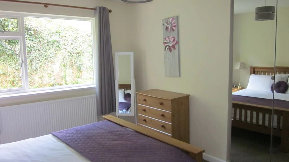 Paddocks Holiday Cottages Azalea