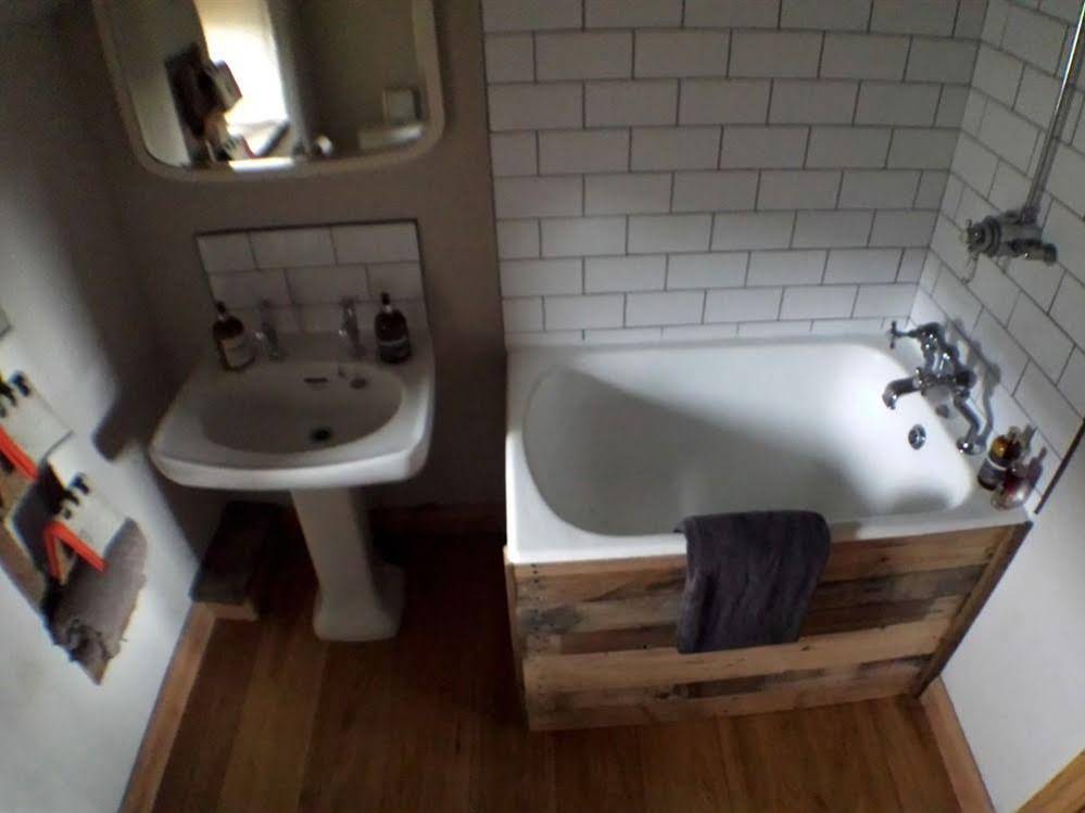 Middlewood Farm Cottage
