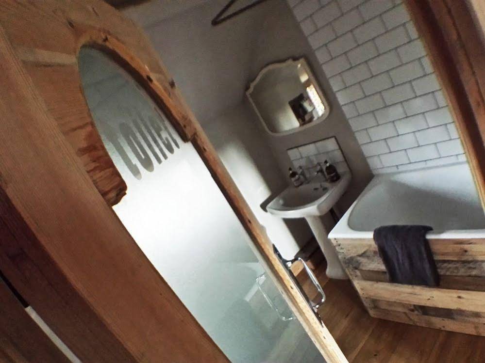 Middlewood Farm Cottage