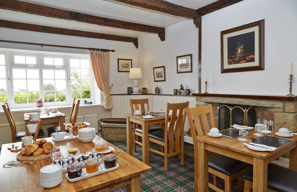 Smugglers Rock Country House B&B