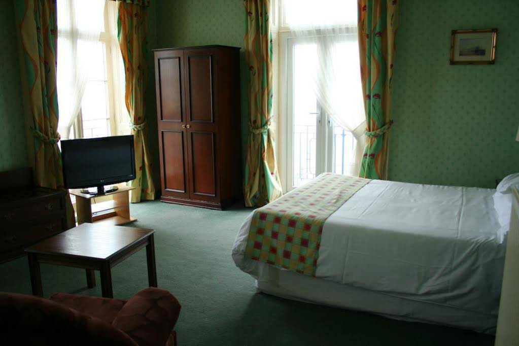 The Esplanade Hotel