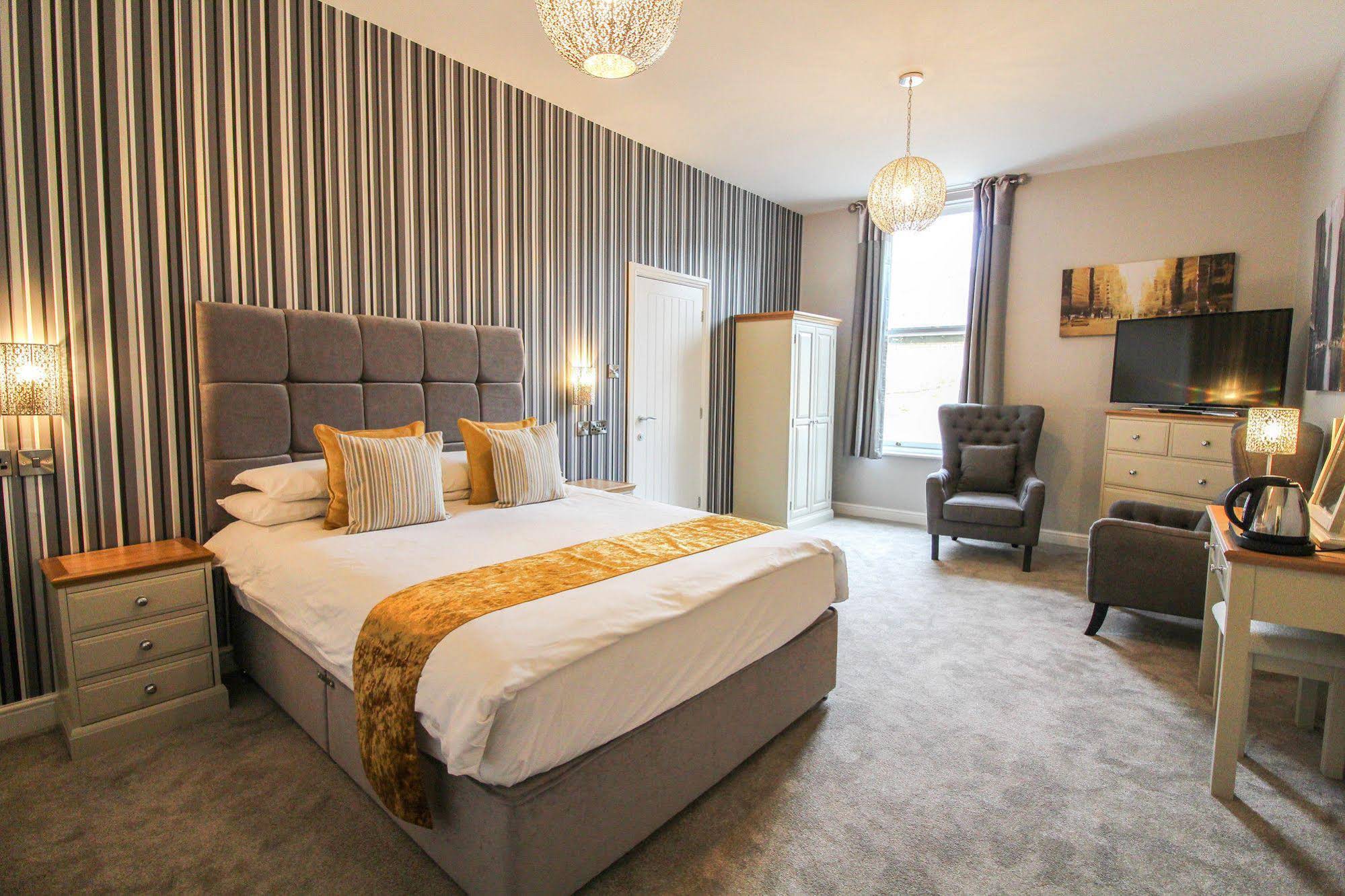 The Scarborough Travel and Holiday Lodge