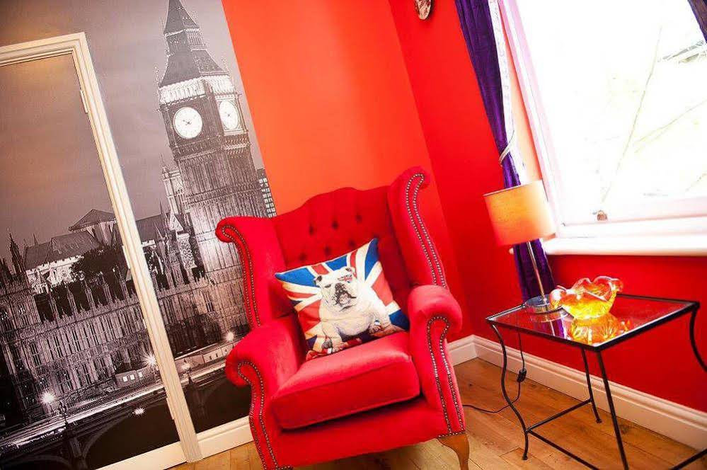 The Scarborough Travel and Holiday Lodge