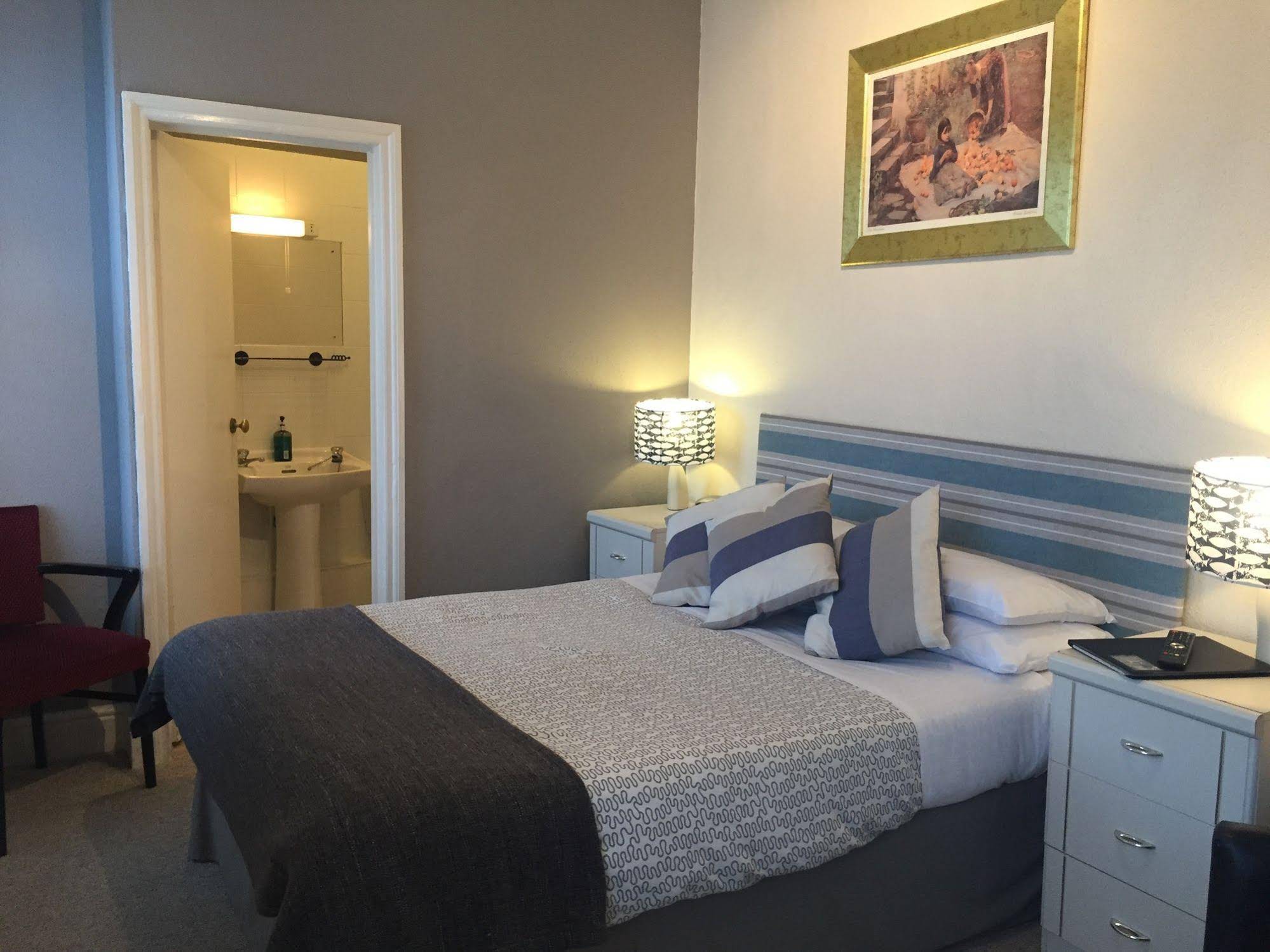 Marlborough Hotel