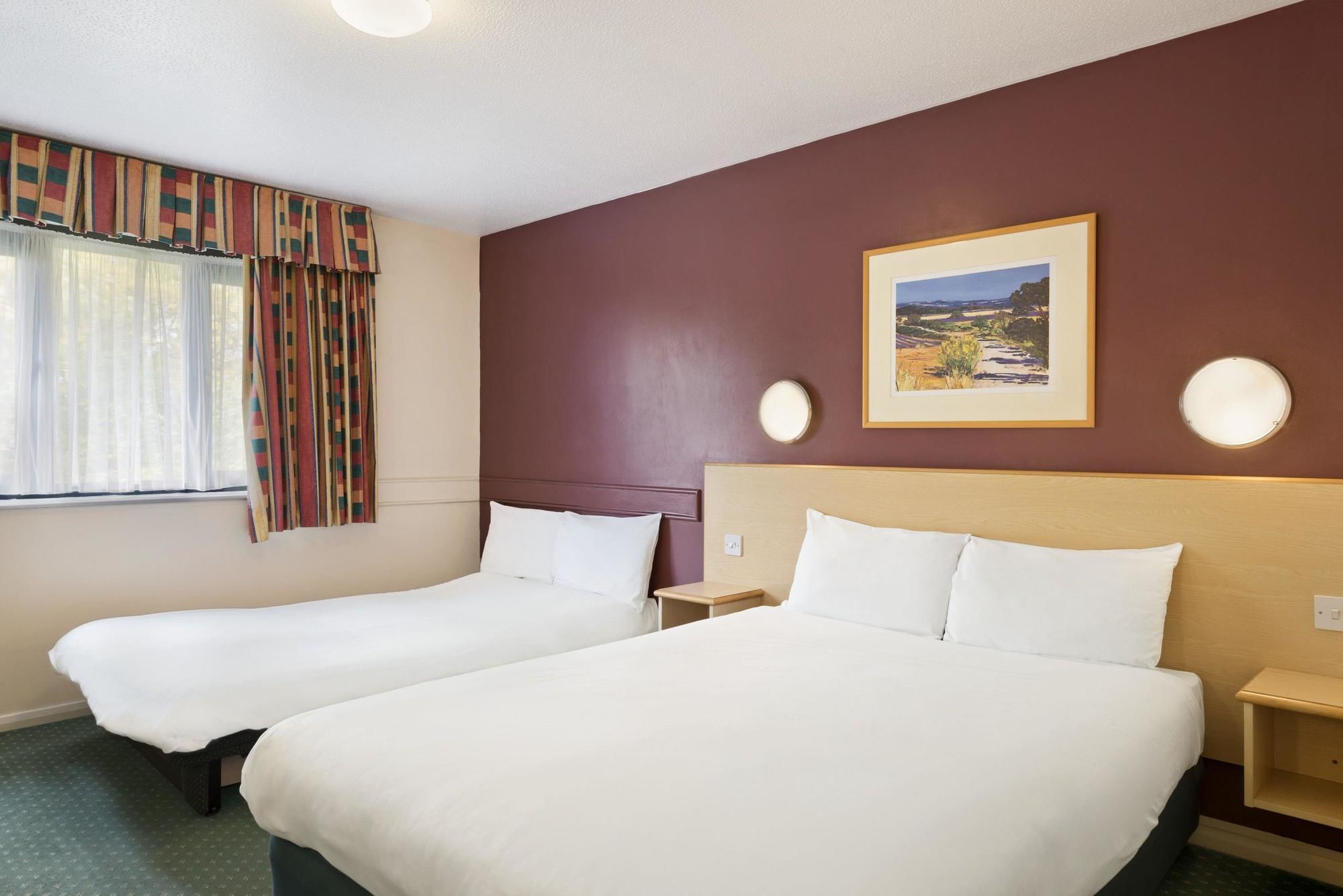 Days Inn by Wyndham Sheffield M1