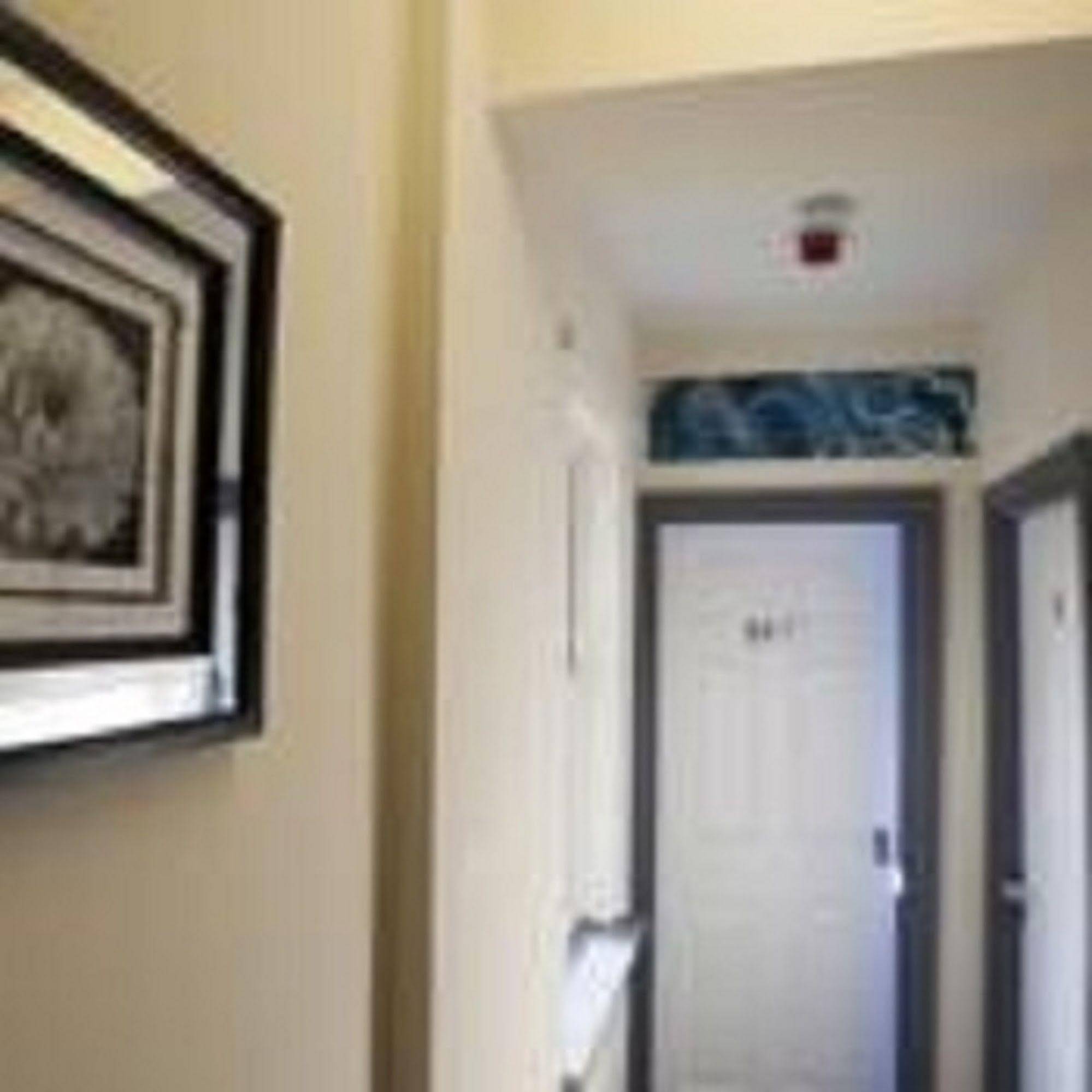 Russell Scott Hostels