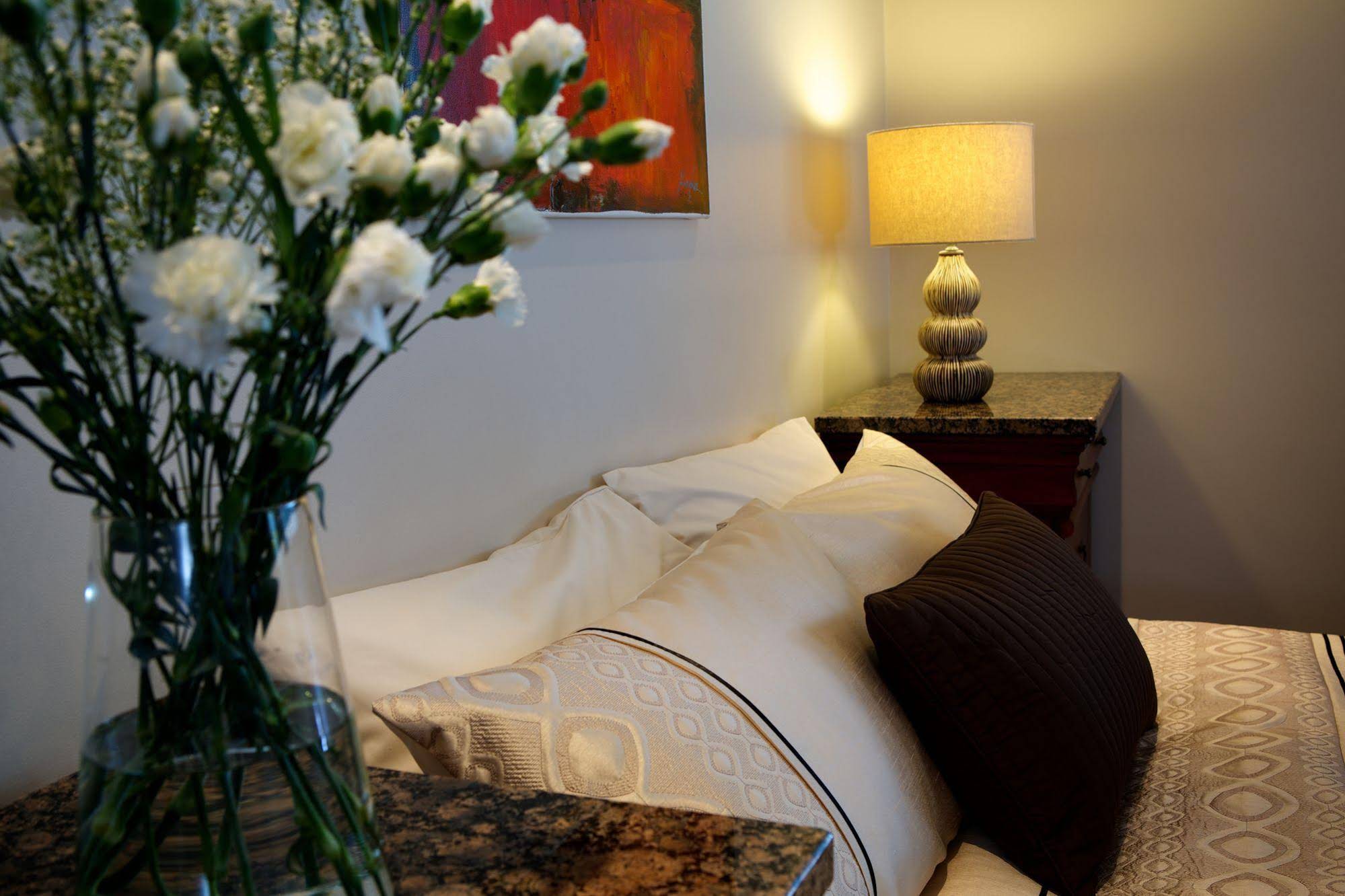 No. 82 B&B