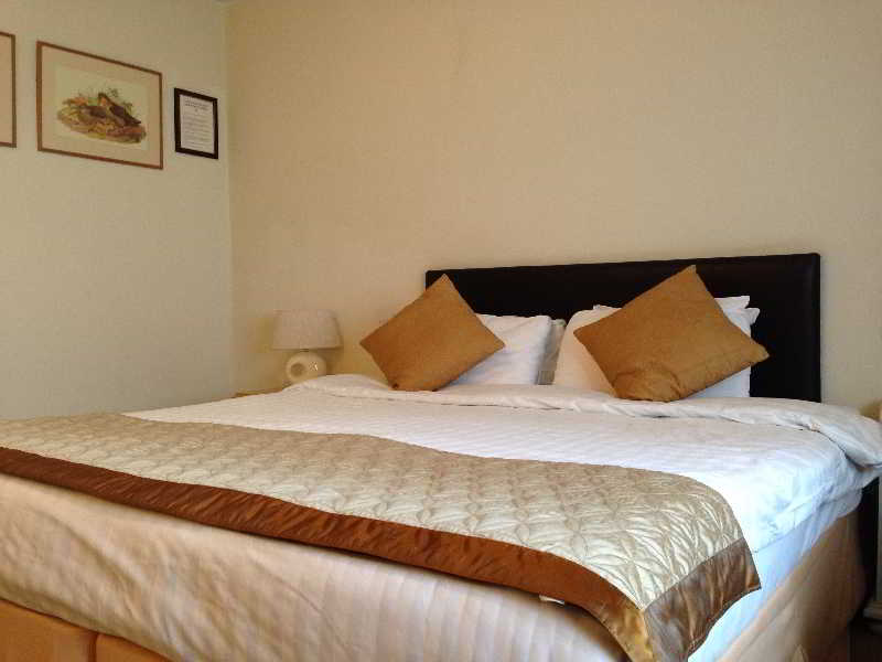 Brook Marston Farm Hotel