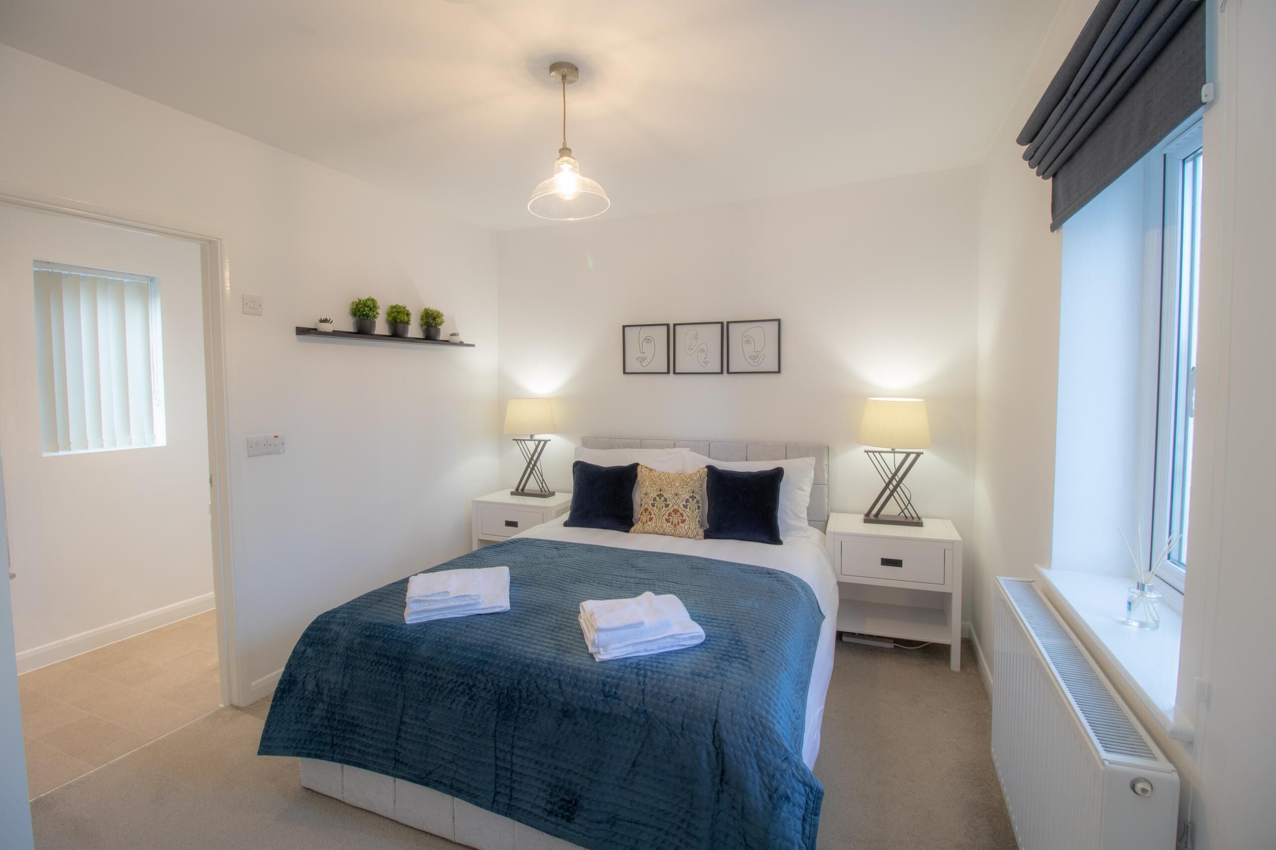 Crescent House Apartments