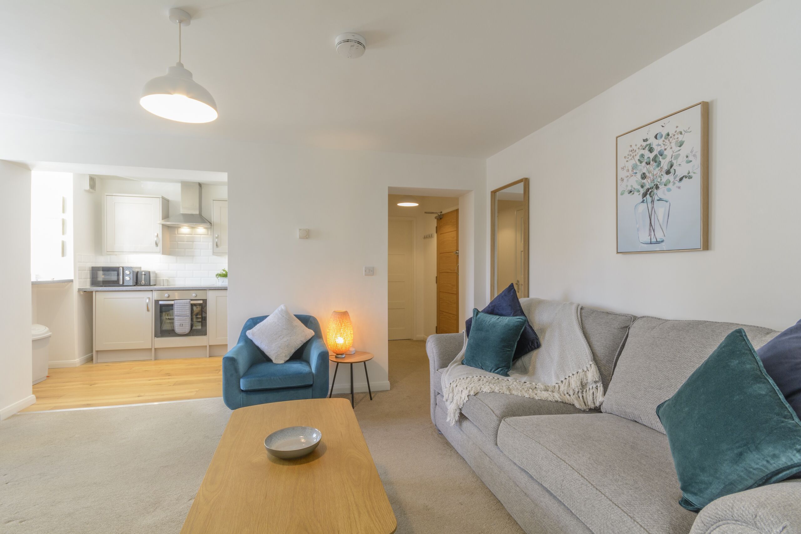 Crescent House Apartments